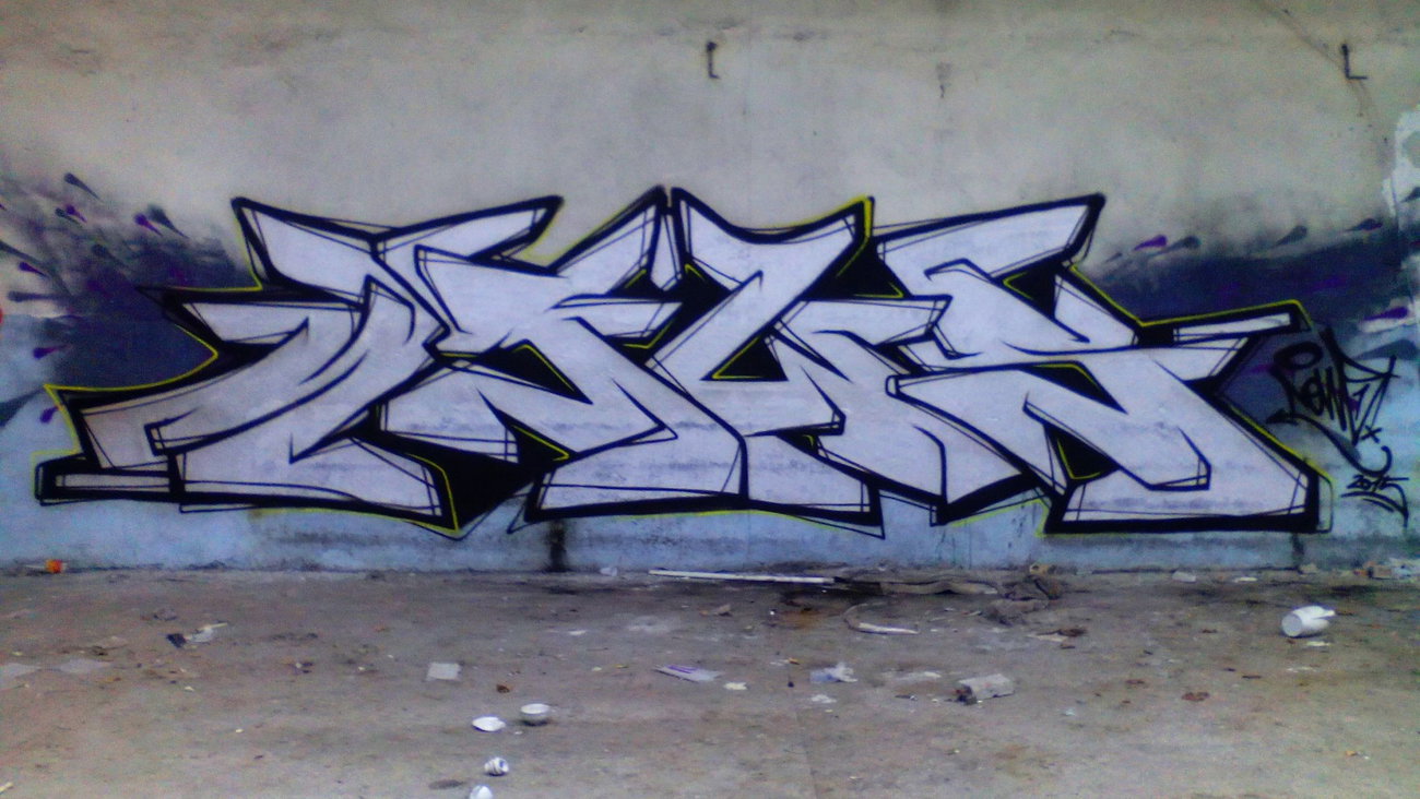 Graffiti Wall - Photo by Newsu