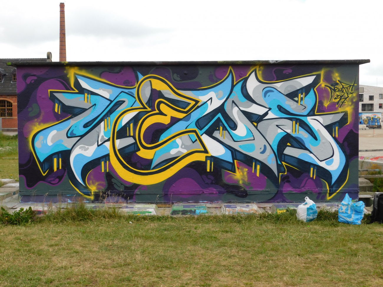 Graffiti Wall - Photo by Newsu (2017)