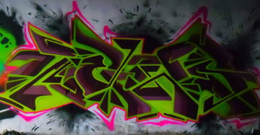 Graffiti Wall - Photo by Newsu