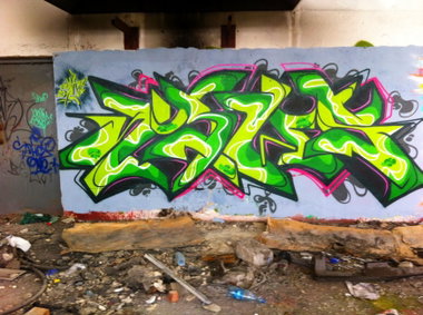 Graffiti Wall - Photo by Newsu