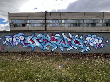 Graffiti Wall - Photo by Newsu