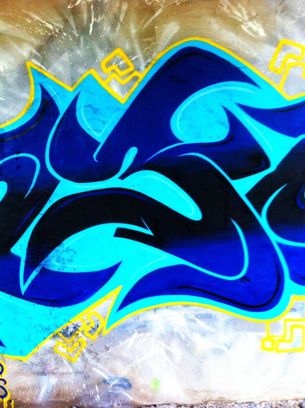 Graffiti Wall - Photo by Newsu