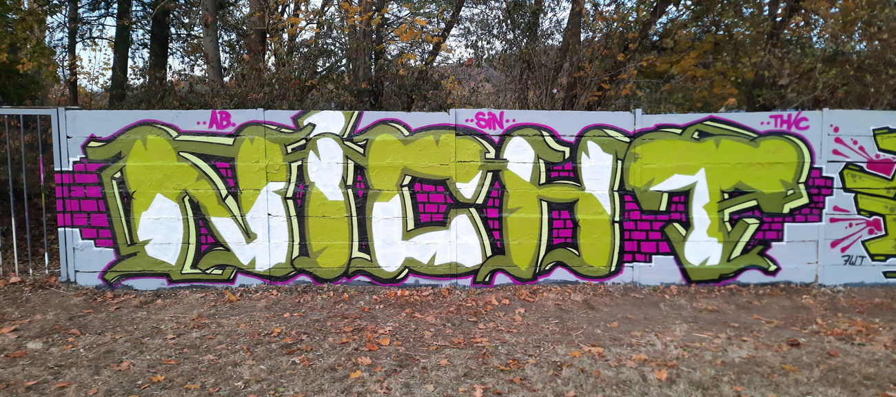 Graffiti Wall - Photo by NiChT (2021)