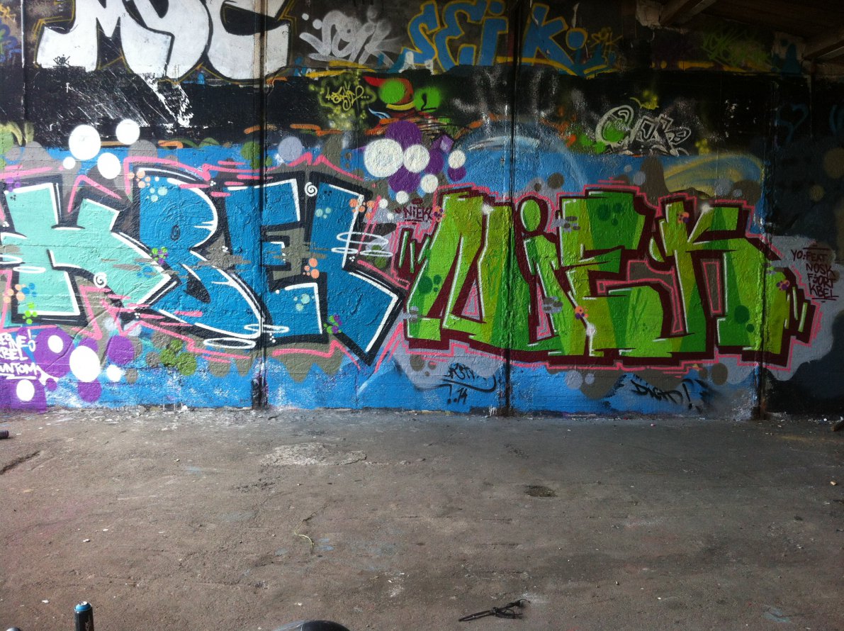 Graffiti Wall - Photo by NiekOne - Kbel, Niek, 2014 (2014)