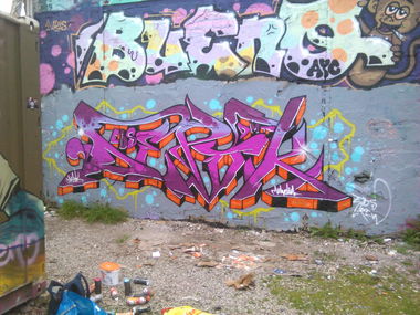 Graffiti Wall - Photo by Niggi