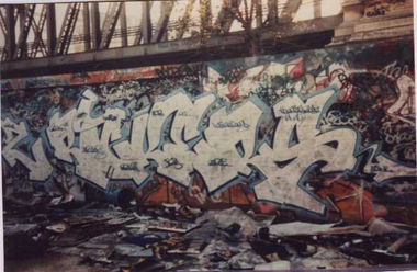 Graffiti Wall - Photo by Nightfever