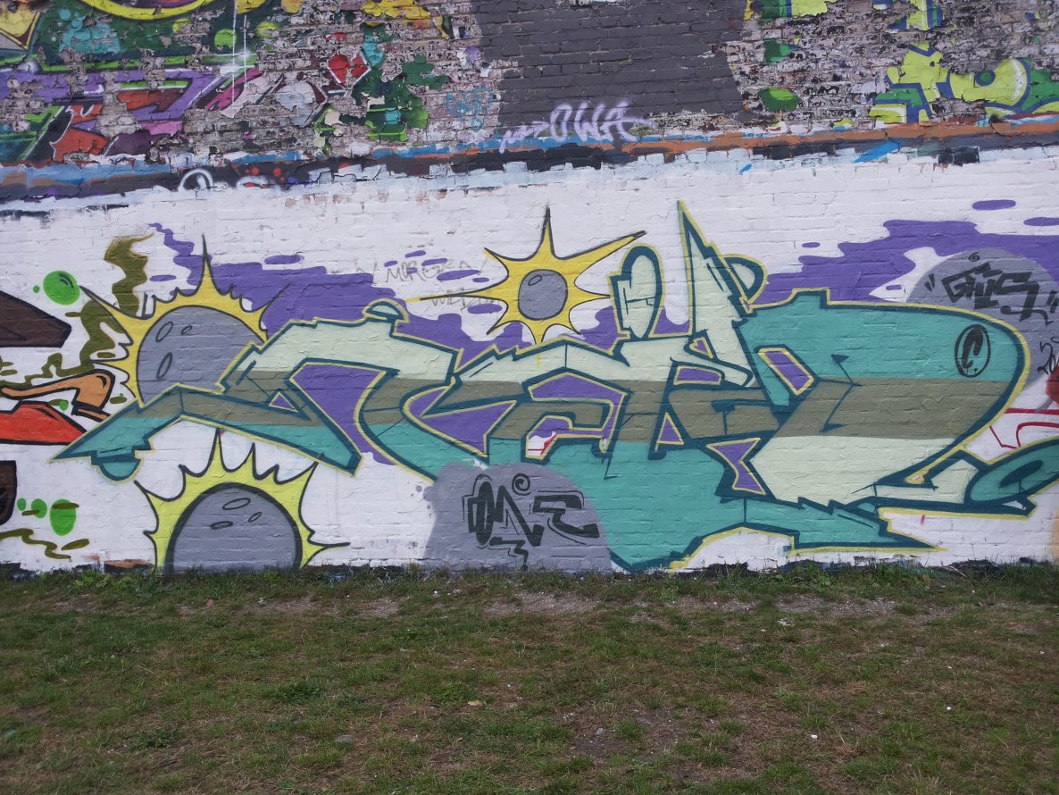 Graffiti Wall - Photo by NildbliN (2014)