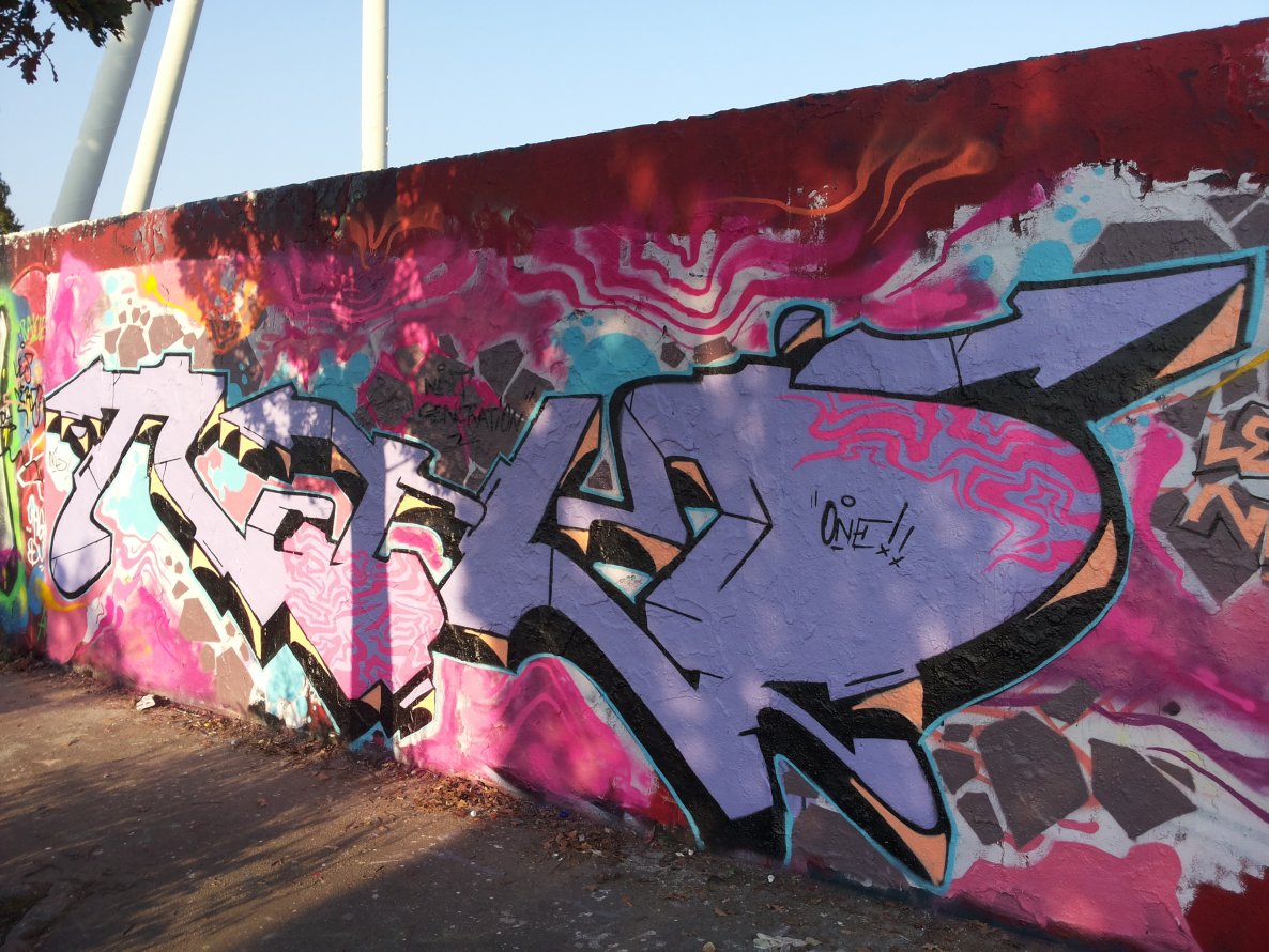 Graffiti Wall - Photo by NildbliN (2014)
