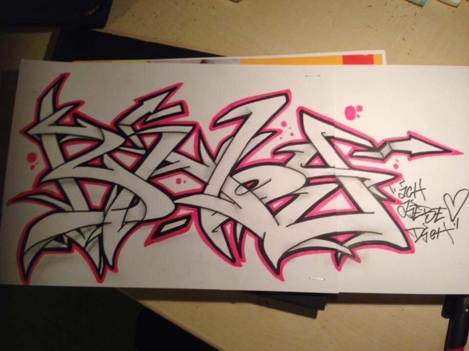 Graffiti Sketch in Germany - Photo by Nipl145 (2015)