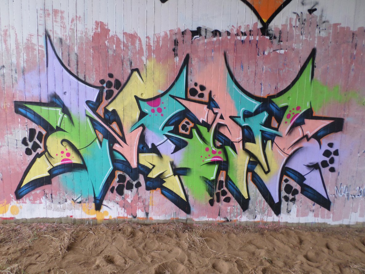 Graffiti Wall - Photo by Noah - noah