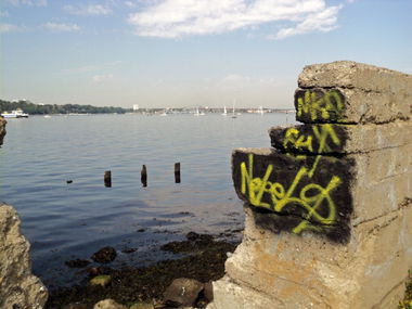 Graffiti Artwork - Photo by Nobel - Nobel