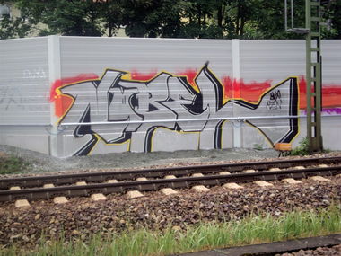 Graffiti Bombing - Photo by Nobel - Nobel