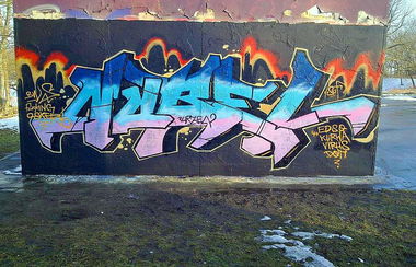 Graffiti Wall - Photo by Nobel - Nobel