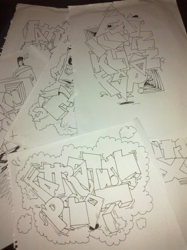 Graffiti Sketch - Photo by NobodyKnows - Fahrstuhlpilot (2012)