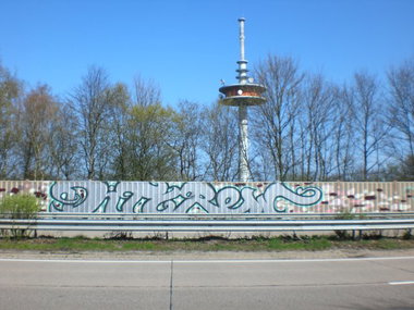 Graffiti Bombing - Photo by NobodyKnows