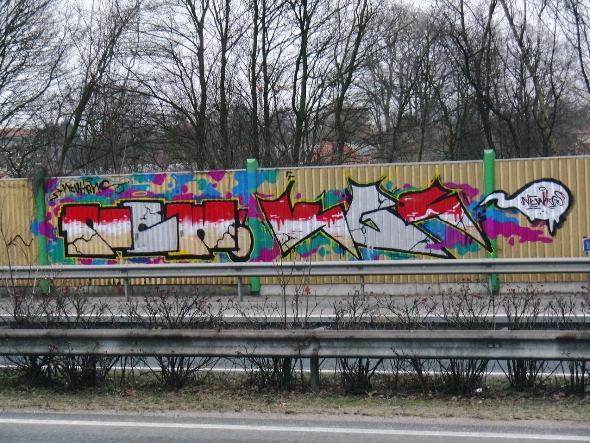 Graffiti Bombing - Photo by NobodyKnows