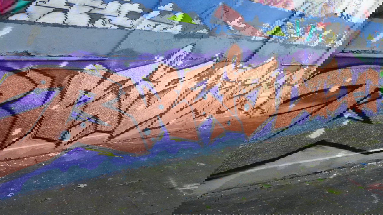 Graffiti Wall - Photo by NobodyKnows - Bweis, Btrug, bielefeld (2014)