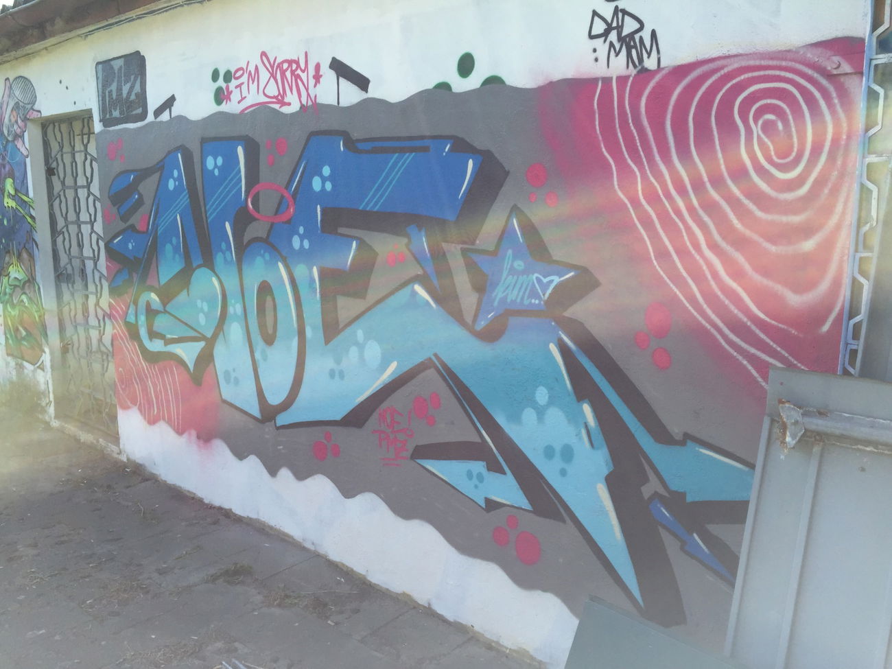 Graffiti Wall - Photo by NoeOnePMZ