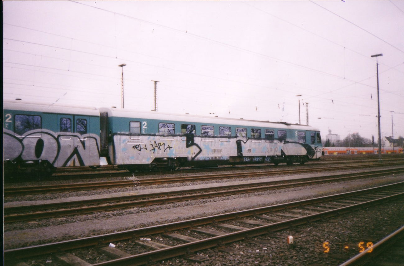 Graffiti Train - Photo by Nordpark - DoN, LRK