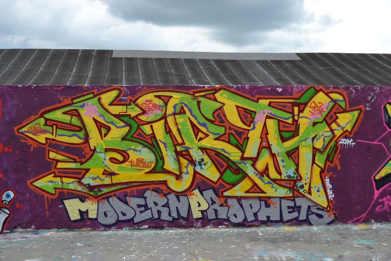 Graffiti Wall - Photo by Nordpark - BIRTH, MP