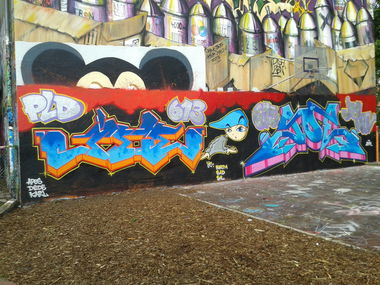 Graffiti Wall - Photo by Nordpark - Jee613, Joe615