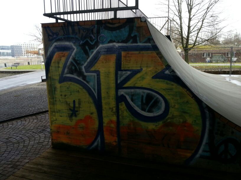 Graffiti Bombing - Photo by Nordpark - 613crew