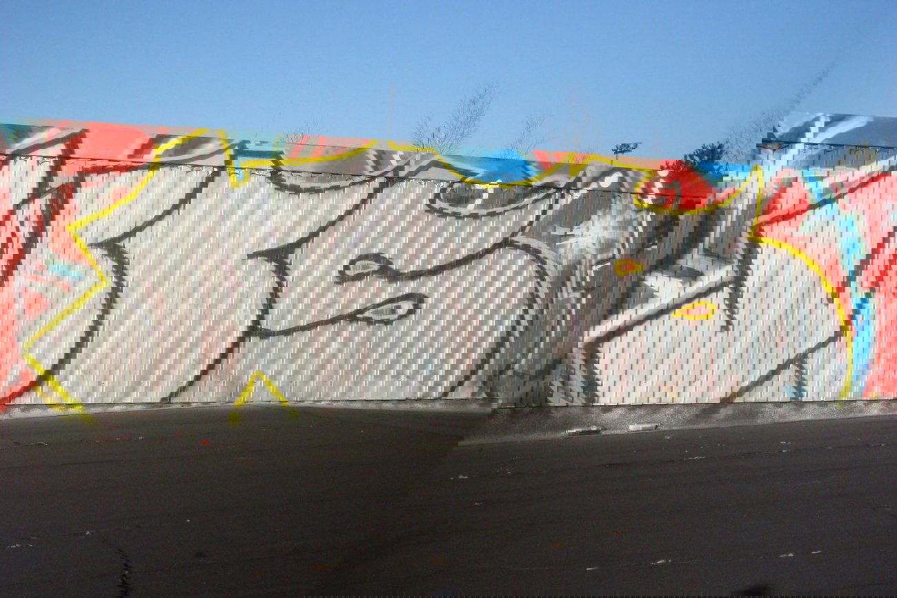 Graffiti Bombing - Photo by NowzaiinZ - Rooftop, spot, wos (2014)