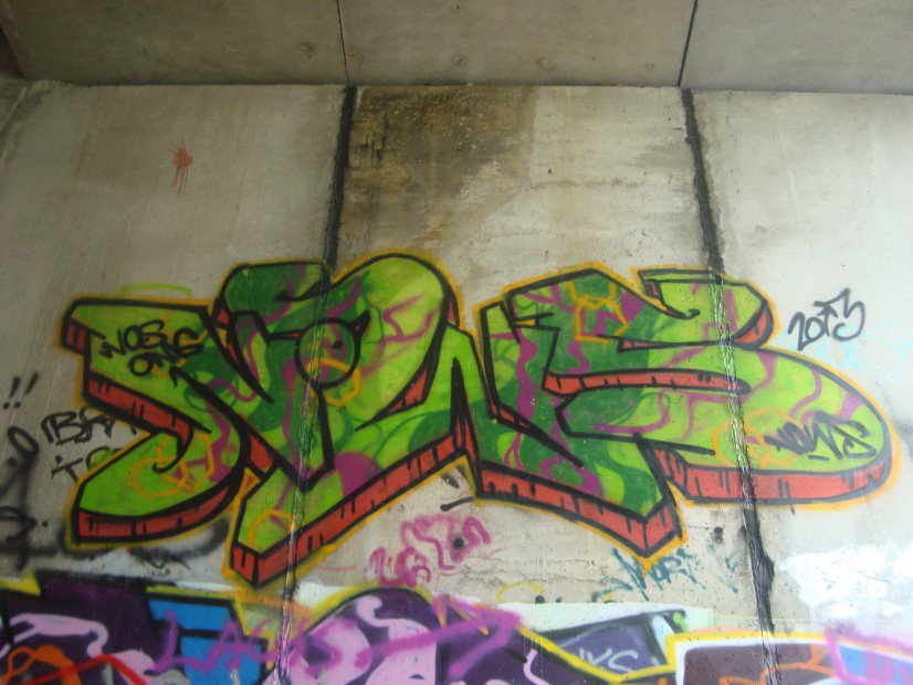 Graffiti Wall - Photo by NowzaiinZ - wos, crew, omg (2013)