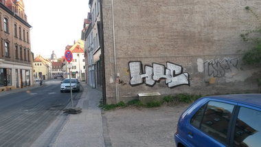 Graffiti Bombing - Photo by NoxikOKS - H4C, Liner