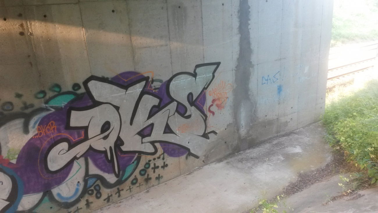 Graffiti Bombing - Photo by NoxikOKS - OKS, OverKillS