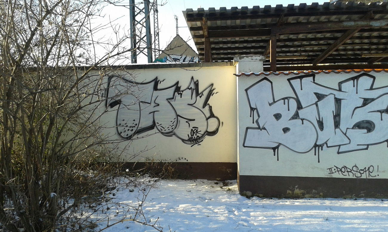 Graffiti Bombing - Photo by NoxikOKS - TASer, H4C, ORK (2015)