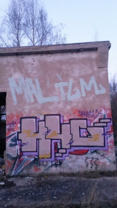 Graffiti Bombing - Photo by NoxikOKS - H4C