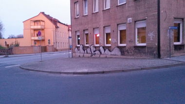 Graffiti Bombing - Photo by NoxikOKS - Wusl (2002)