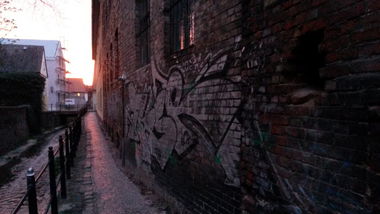 Graffiti Bombing - Photo by NoxikOKS - Taser (2014)