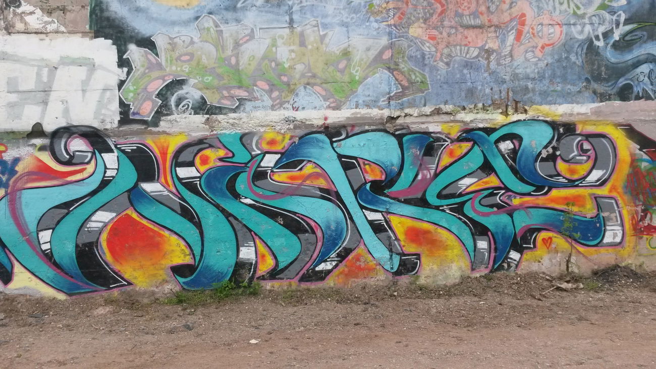 Graffiti Wall - Photo by NoxikOKS - Nire_OKS