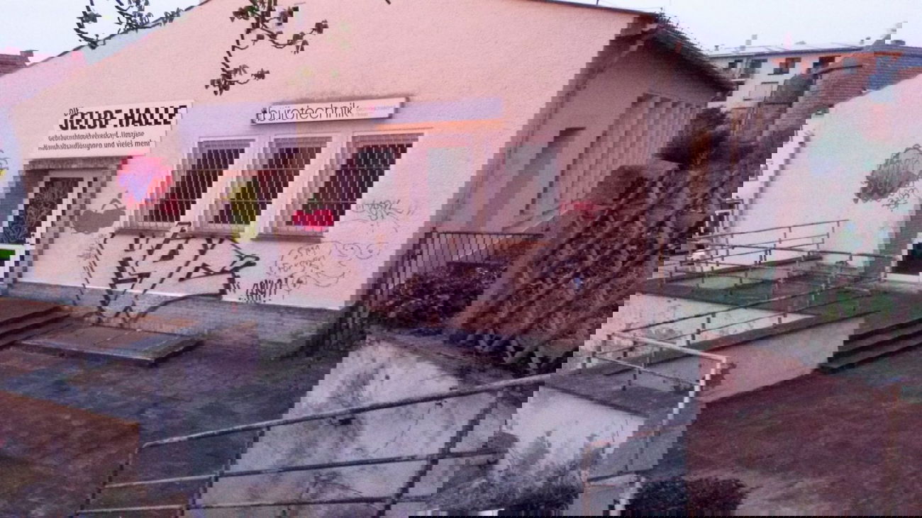 Graffiti Bombing - Photo by NoxikOKS - H4C