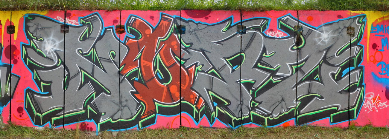 Graffiti Wall - Photo by NupzerOne (2015)