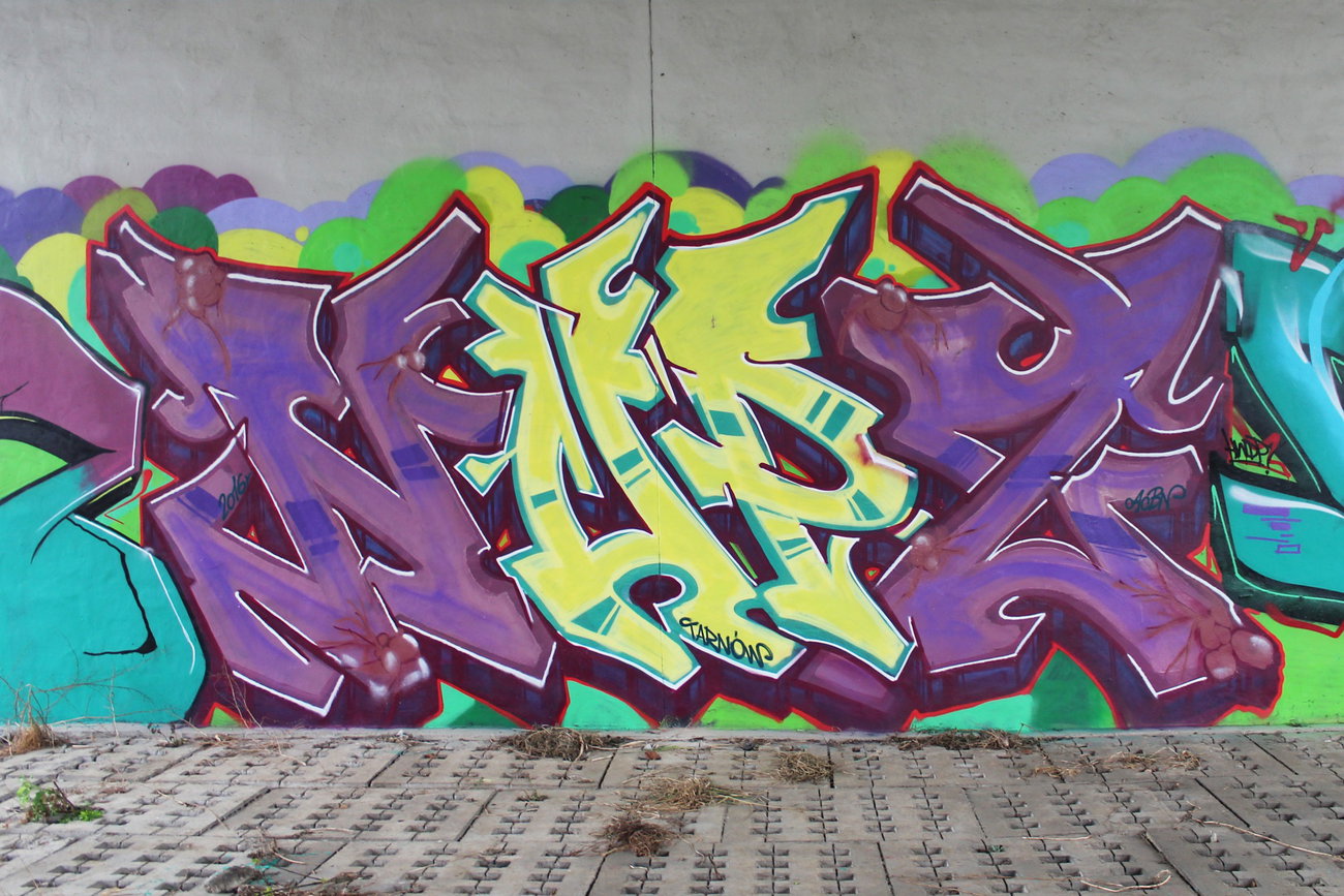 Graffiti Wall - Photo by NupzerOne (2016)