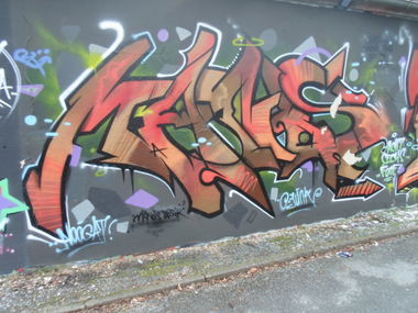 Graffiti Wall - Photo by NuseOne - bayreuth, hall, manos