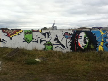 Graffiti Wall - Photo by ODWALSIE - SEIM, KMIS, VOA (2012)