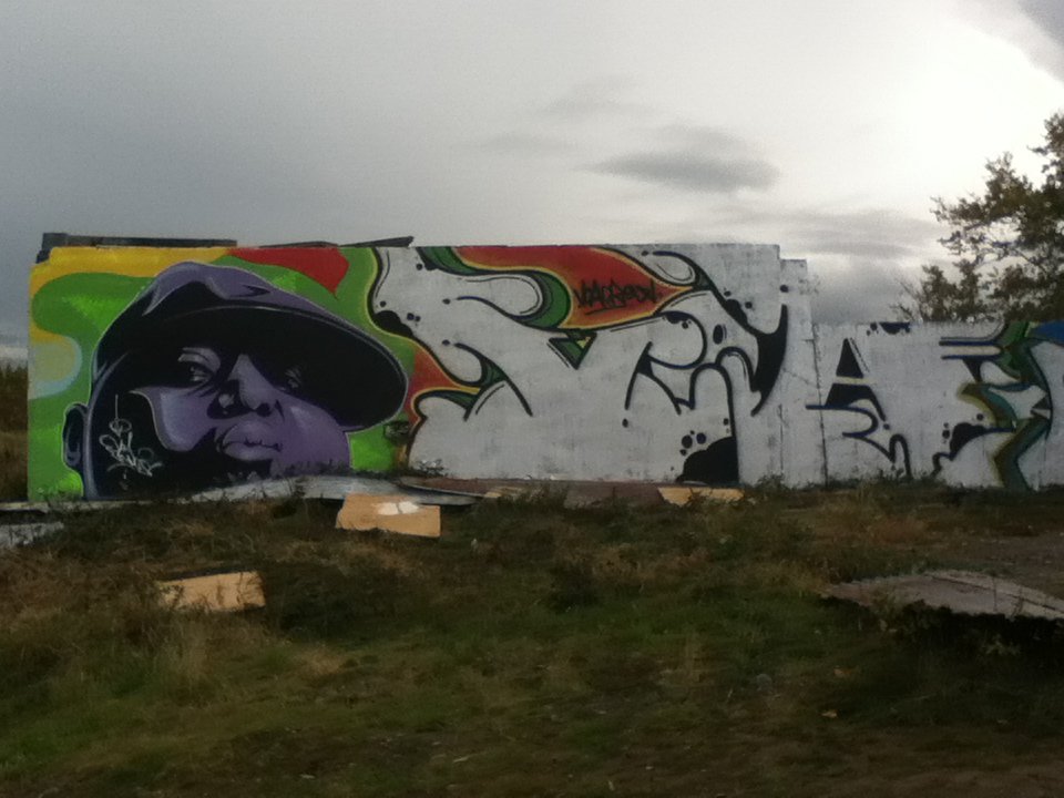 Graffiti Wall - Photo by ODWALSIE - SEIM, KMIS, VOA (2012)