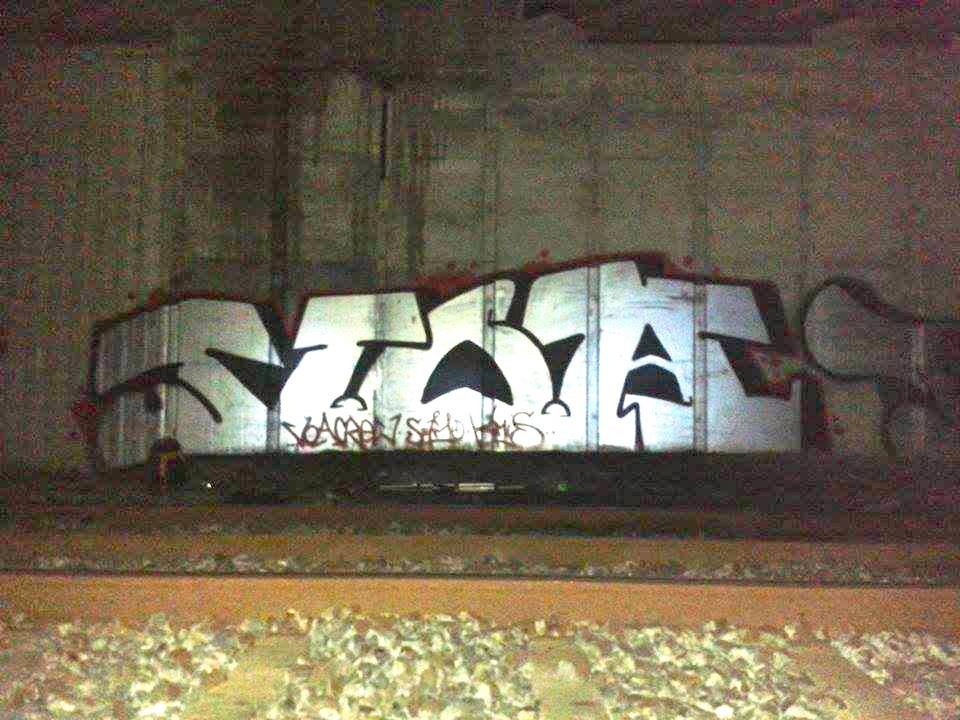 Graffiti Bombing - Photo by ODWALSIE - VOA, V.O.A, VOA (2014)