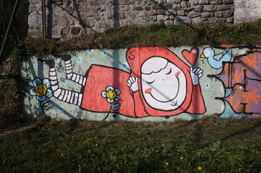 Graffiti Wall in Zone - Photo by OFELIA - zone, ofelia (2011)