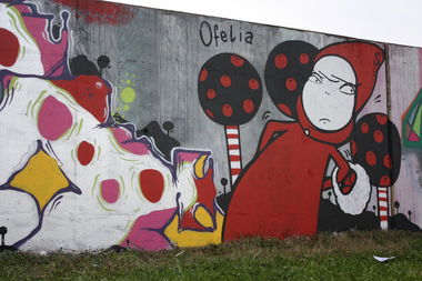 Graffiti Wall in Barcelona - Photo by OFELIA - barcellona, ofelia (2012)