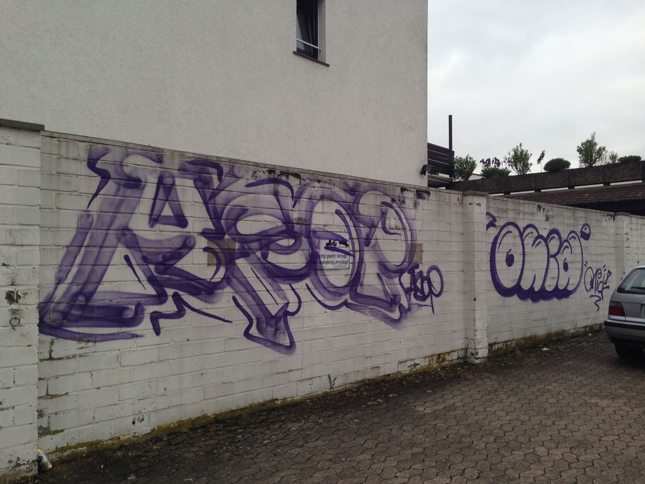 Graffiti Wall - Photo by OHNEIDEE