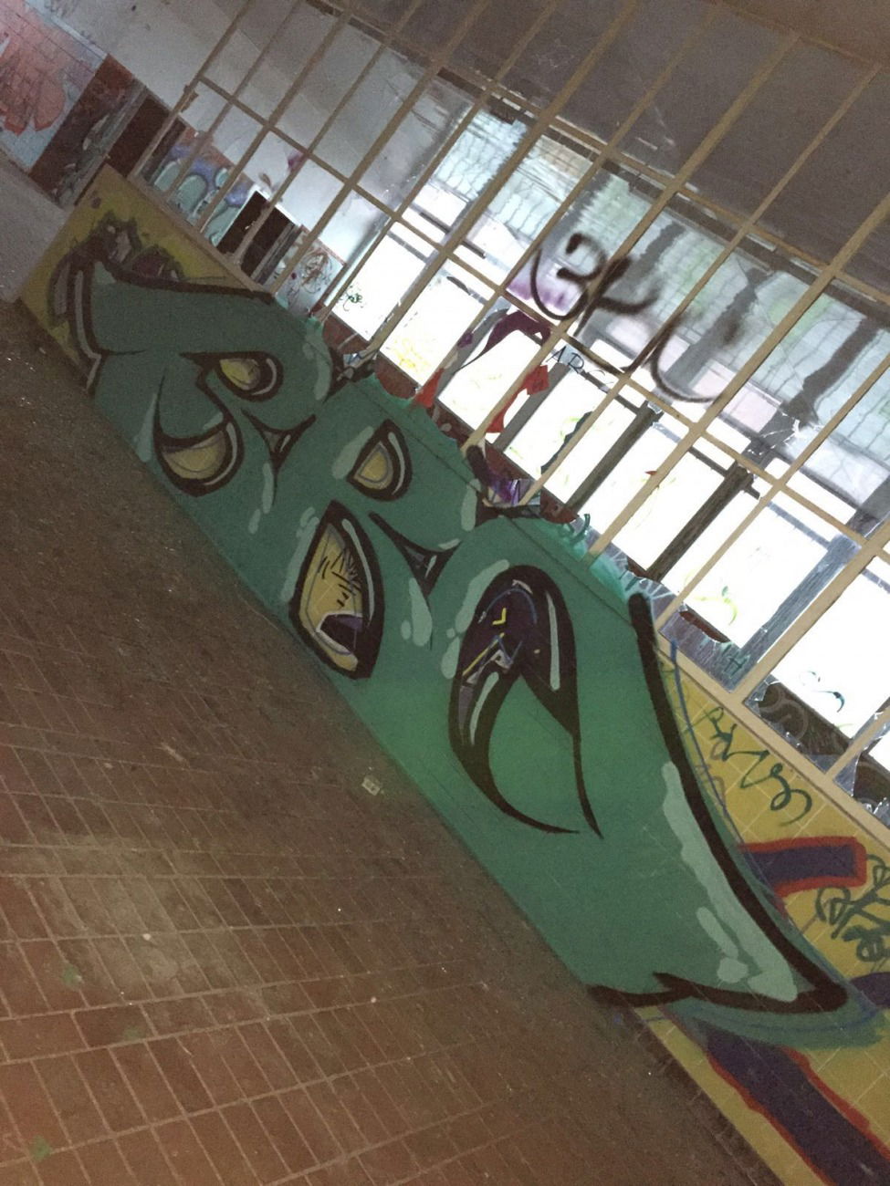 Graffiti Bombing - Photo by OHNEIDEE - 3BC (2016)