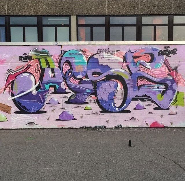 Graffiti Wall - Photo by OHNEIDEE - AESOP