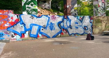 Graffiti Wall - Photo by OKG - TOM, BAKS