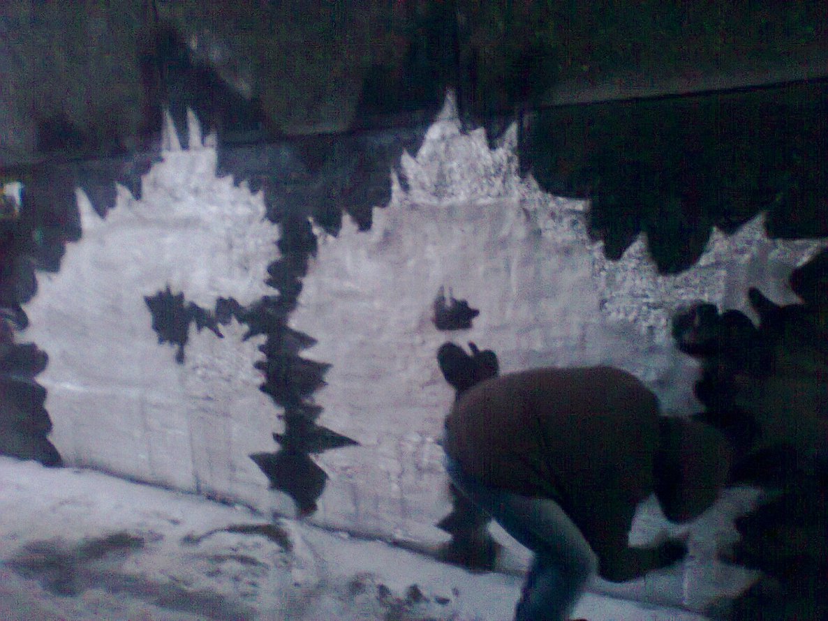 Graffiti Bombing - Photo by OLDTOY - Caff