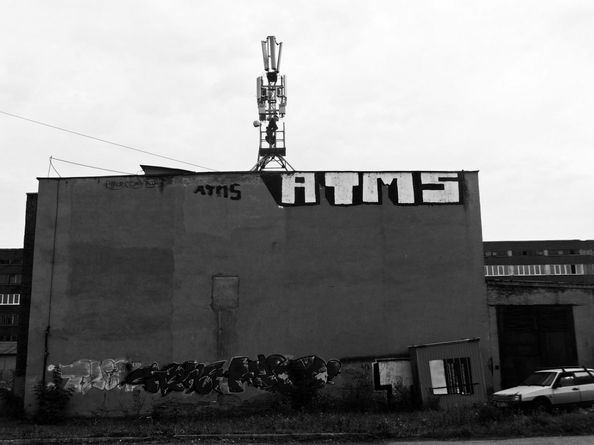 Graffiti Bombing - Photo by OLDTOY - ATMS